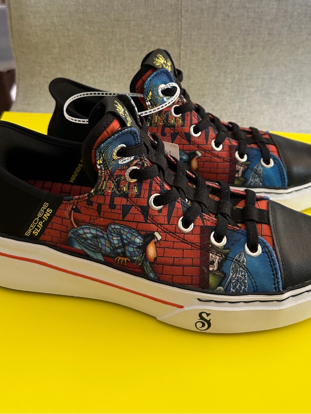 Skechers Red and Blue Graphic Low-Top Slip-Ins Sneakers